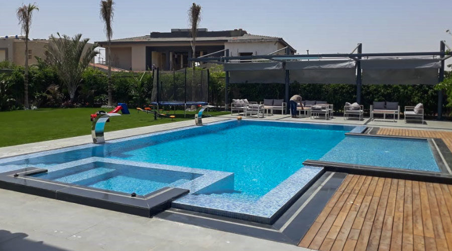 حمامات السباحة 25